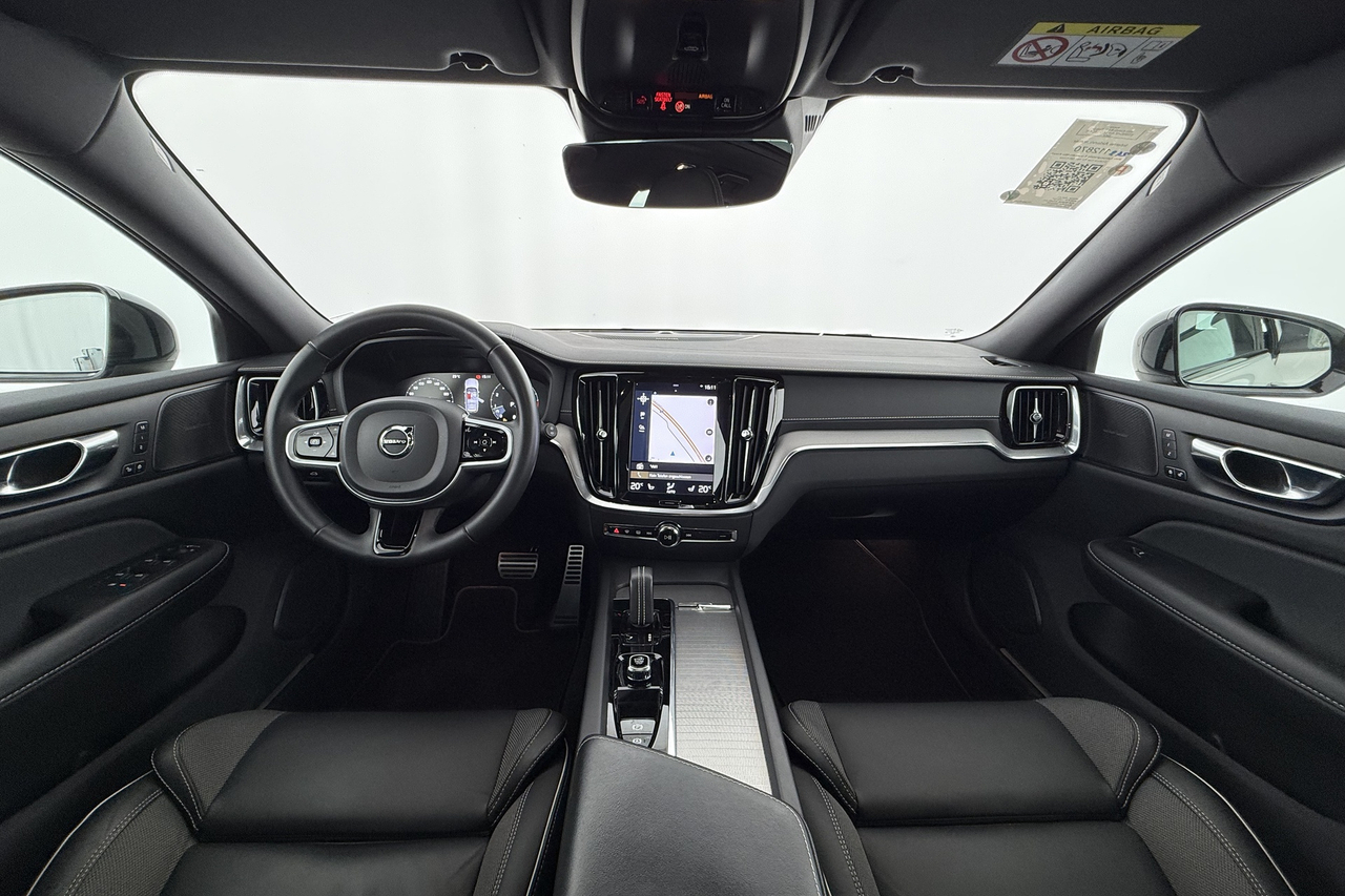 Volvo V60 — photo 12