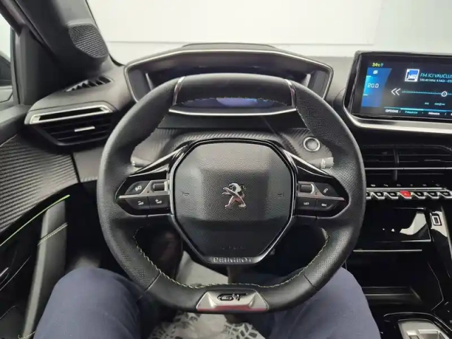 Peugeot 208 electrique 50 kwh 136ch — photo 31