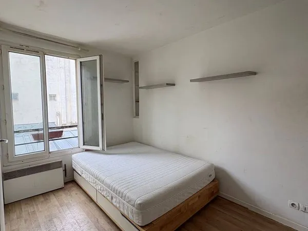 Studio 1 pièce 13 m²