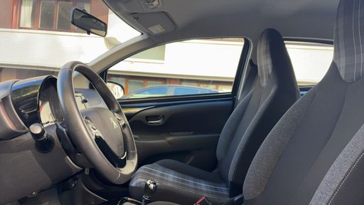 Peugeot 108 1.0 VTI 72 BMP5 - Allure – 2019 – 26929 km – Essence – Boîte Automatique — photo 11