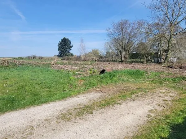 Terrain 1185 m²
