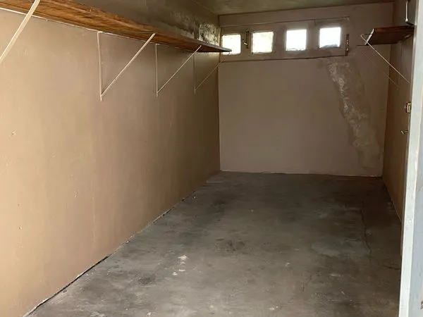 Garage a Louer