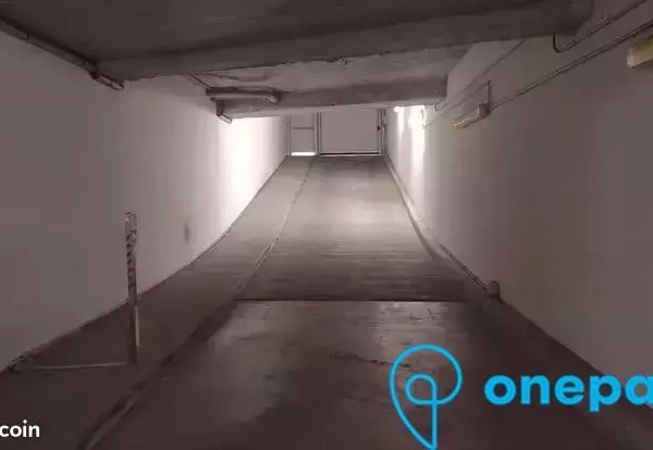 Parking/box 12 m² PUTEAUX