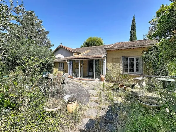 Ensemble immobilier - Maisons - Carpentras