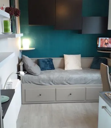 Charmant studio meublé très bien aménagé avec vue dégagée
