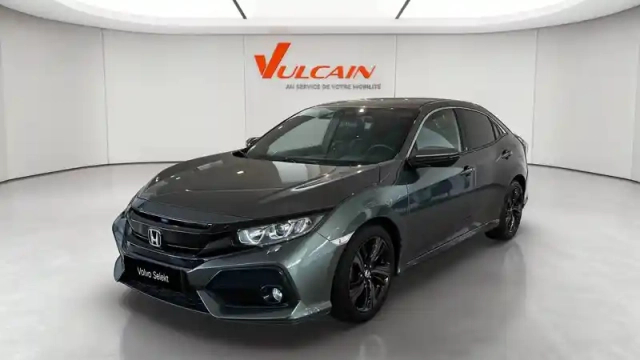 Honda Civic 1.0 i-vtec 129 — photo 1