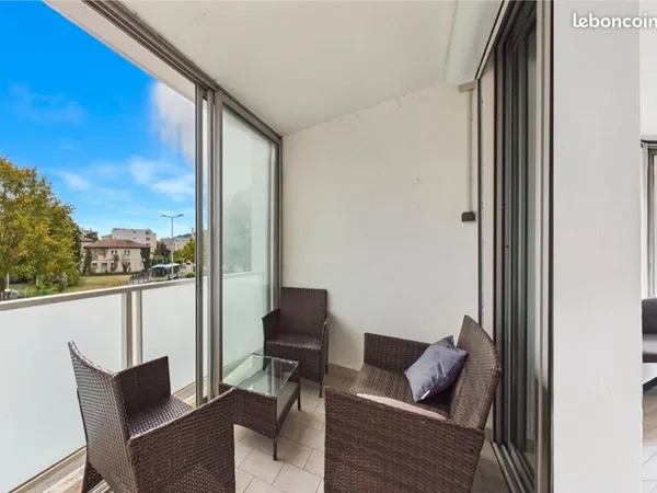 Appartement 2 pièces - 44 m² - Bourg-lès-Valence