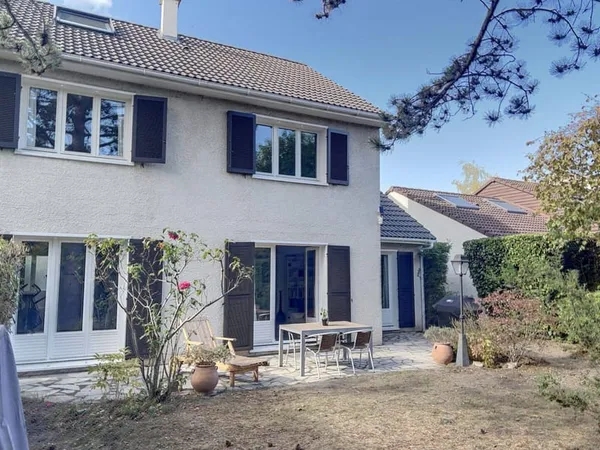 Maison 7 pièces 160 m²