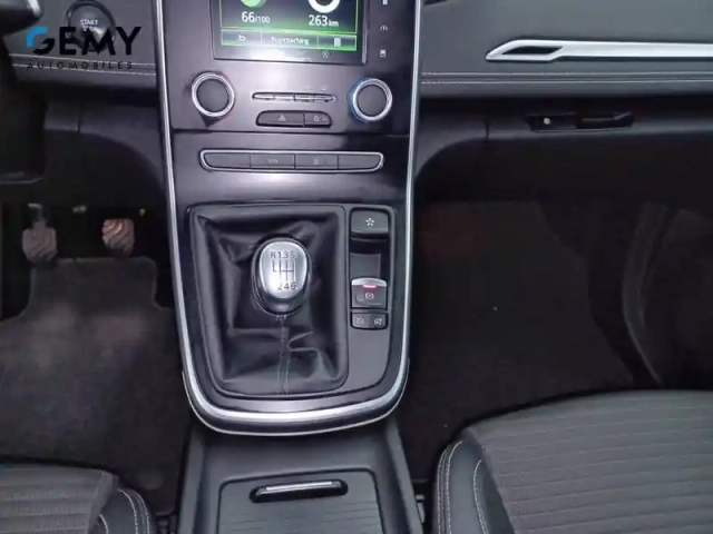 Renault Scenic tce 140 fap — photo 29