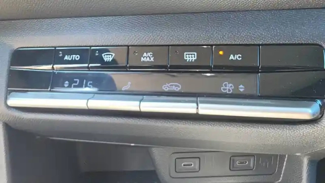 Opel Frontera electric 113 ch autonomie étendue &amp; batterie 52 kwh — photo 17