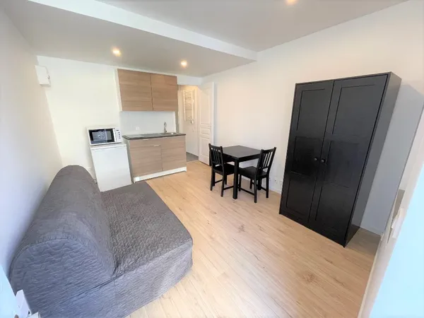STUDIO MEUBLE - 15 RUE DOCTEUR MAUCHAMP - CHALON SUR SAONE