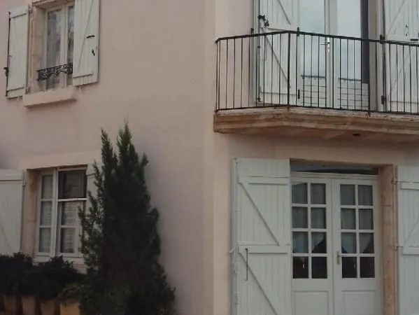 Maison de village 8 pièces 230 m²