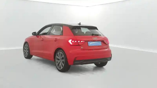 Audi A1 sportback 25 tfsi 95 ch s tronic 7 — photo 3