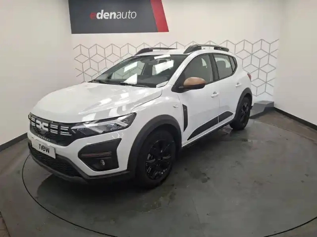 Dacia Sandero tce 90 cvt gsr2 — photo 1