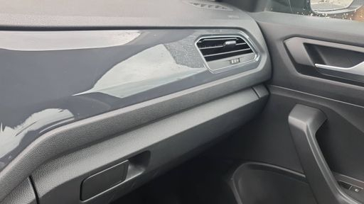 Volkswagen T-Roc 1.5 TSI 150 - Carat – 2019 – 105025 km – Essence – Boîte Manuelle — photo 37