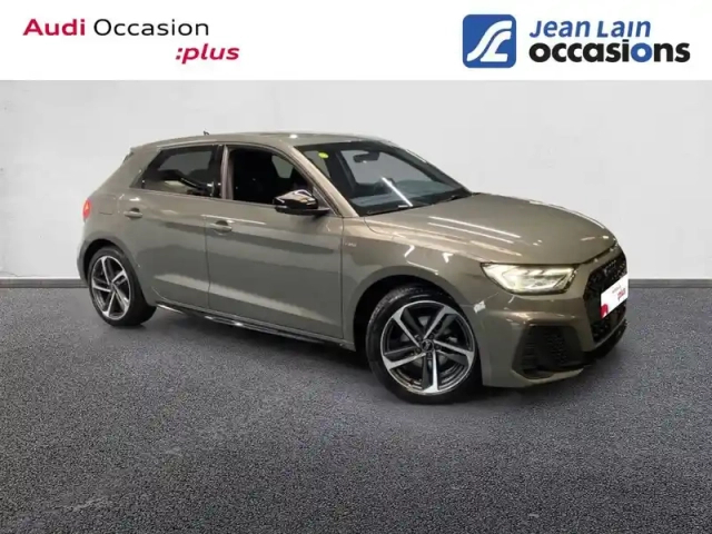 Audi A1 sportback 35 tfsi 150 ch s tronic 7 — photo 3