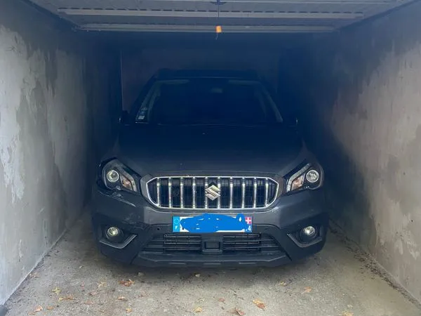 Garage Box fermé