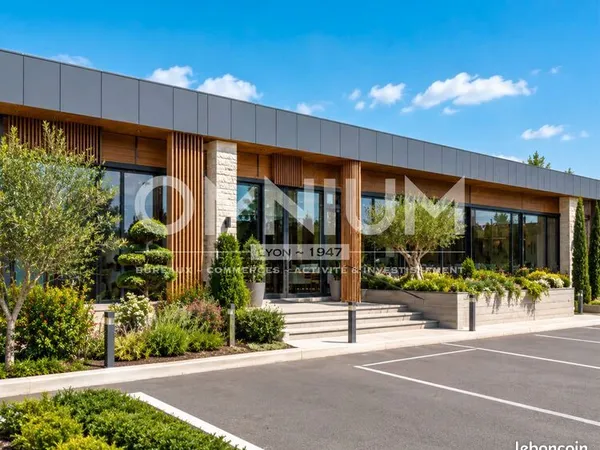 Fonds de commerce restaurant 840 m²