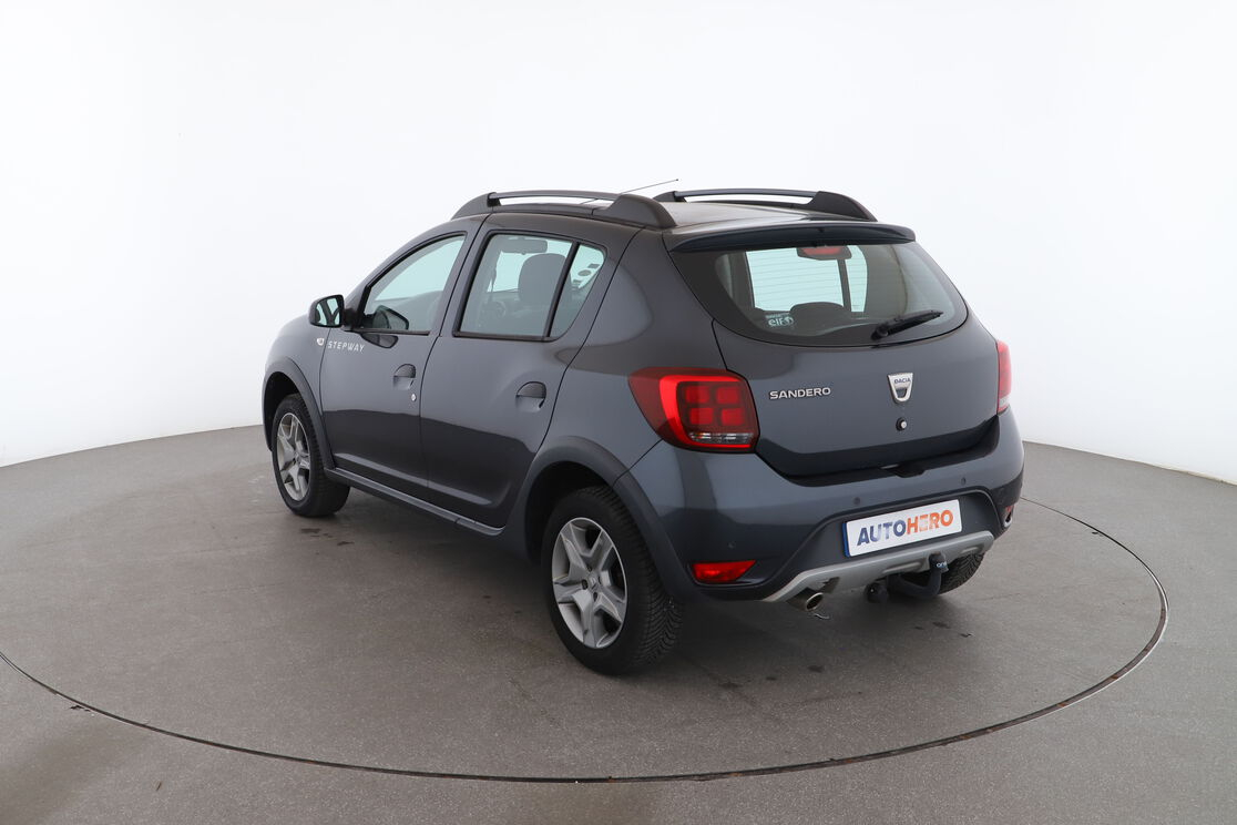 Dacia Sandero Stepway 1.5 dCi — photo 3