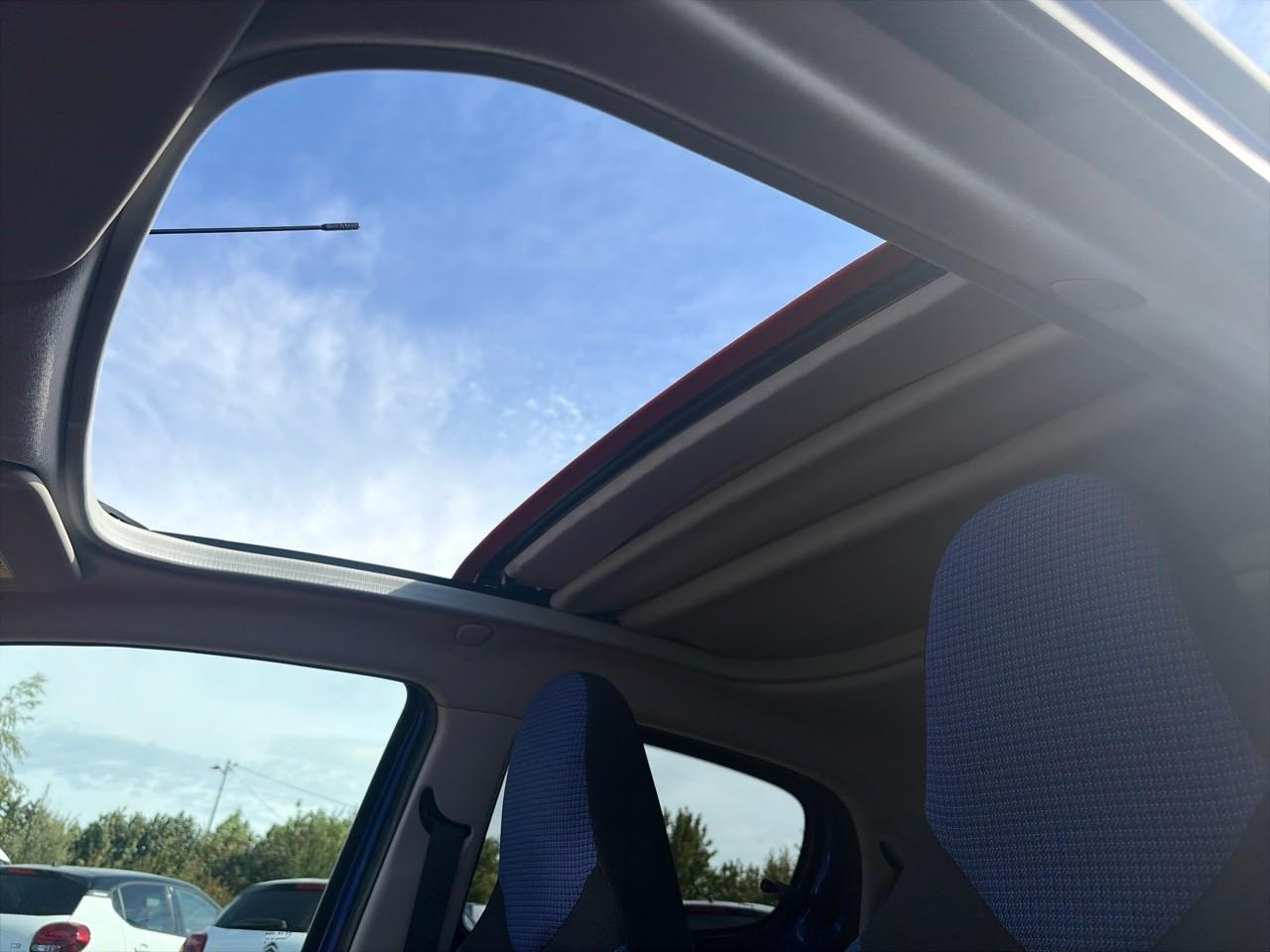 Citroën C1 airscape vti 72 urban ride 5p — photo 20