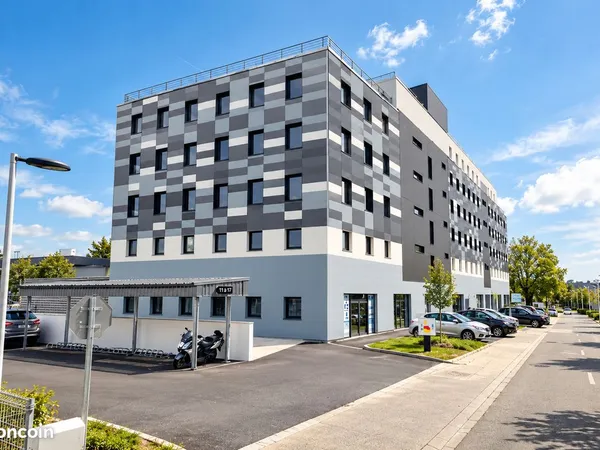 Bureau professionnel à louer - 38 m² avec parking - Saint-Herblain