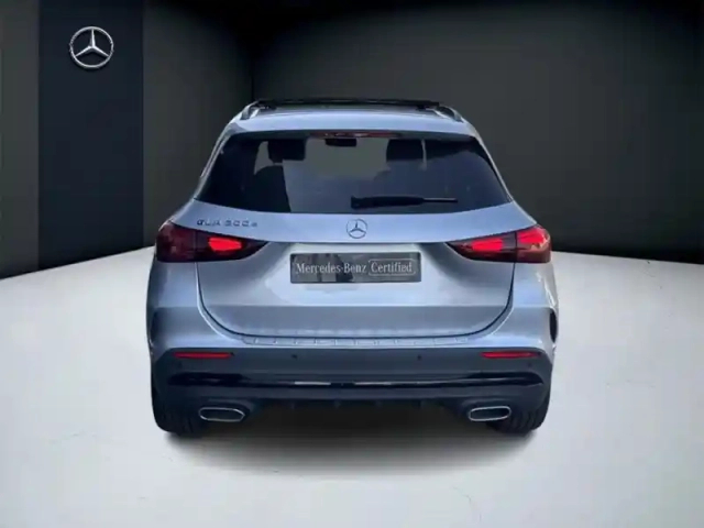 Mercedes Gla 200 d amg line — photo 4