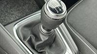 Renault Captur 1.0 TCe 100ch Zen - 20 — photo 14