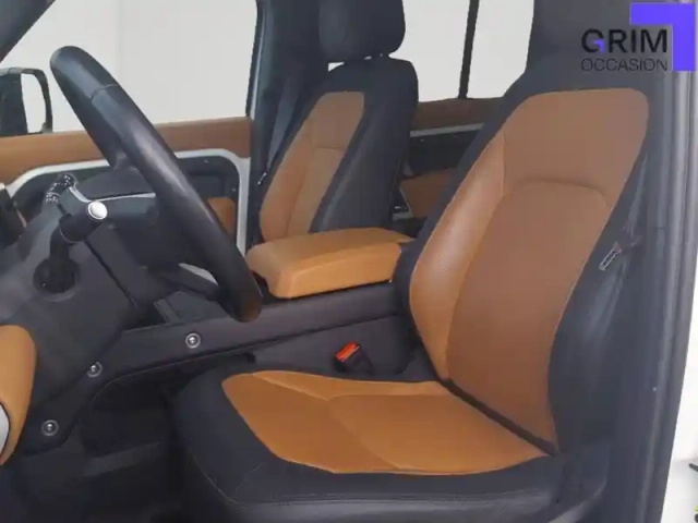 Land Rover Defender 110 p400e phev bva8 x-dynamic — photo 26