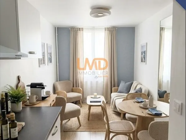 Lumineux appartement studio disponible