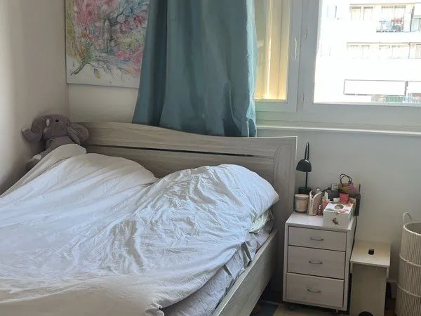 Chambre à louer à colocation