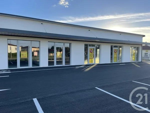Local 150 m²