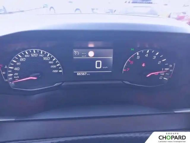 Peugeot 208 puretech 100 s&amp;s bvm6 — photo 81