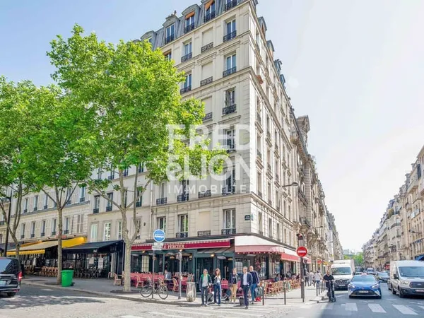 Bureaux 122 m²