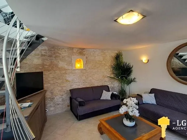 Maison atypique 2ch plus bureau avec espaces extérieurs proche plage