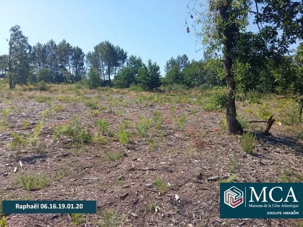 Terrain 410 m²