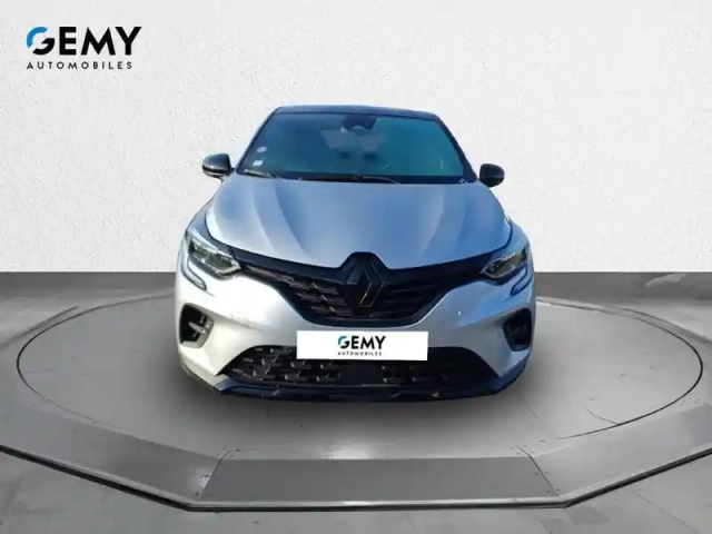 Renault Captur e-tech 145 — photo 32