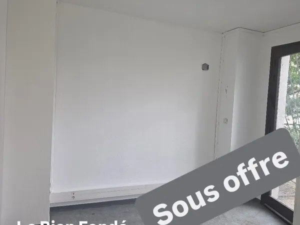 Local 2 pièces 45 m²