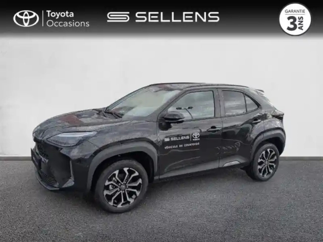 Toyota Yaris cross 116h design my26