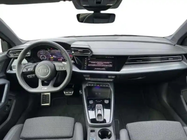 Audi A3 pi sportback 40 tfsi e 204 ch s troni — photo 4
