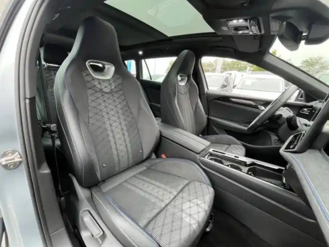 Volkswagen Passat 1.5 ehybrid 272 dsg6 — photo 19