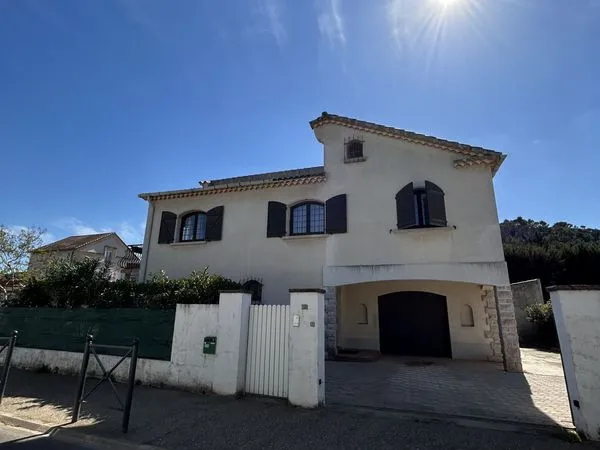 Maison 7 pièces 166 m²
