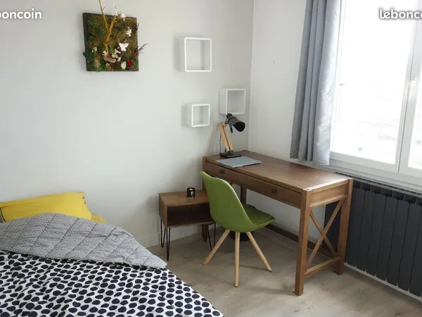 T4 Latour Maubourg au 4ème avec vue