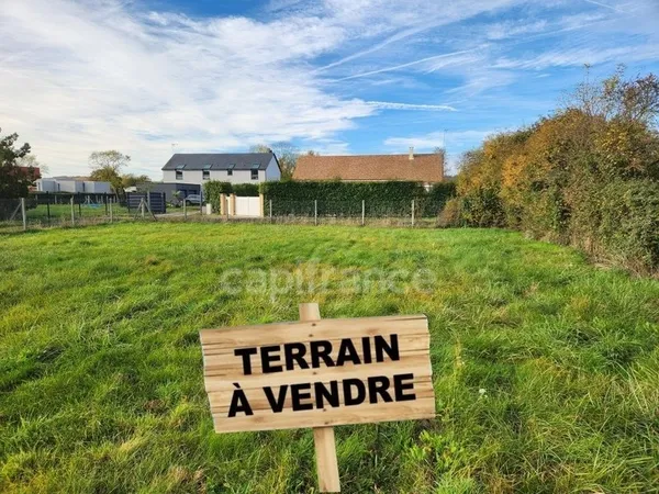 Terrain constructible de 580 m² à vendre - Pacy-sur-Eure (27120)
