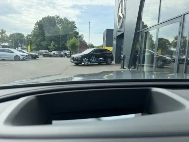 Mercedes Glc 300 e  hybrid eq 4matic am — photo 30