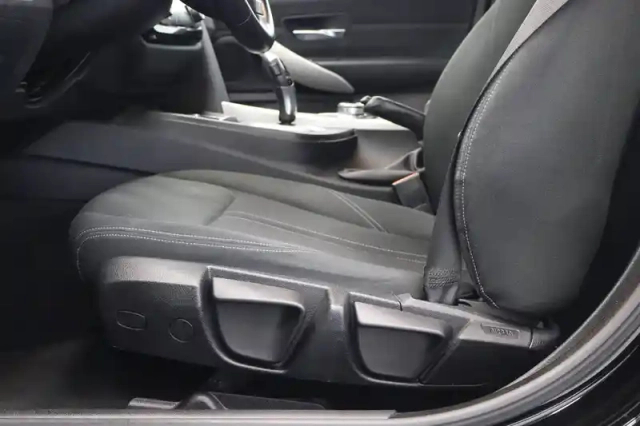 Bmw Serie 4 gran coupé 418d 150 ch bva8 — photo 103