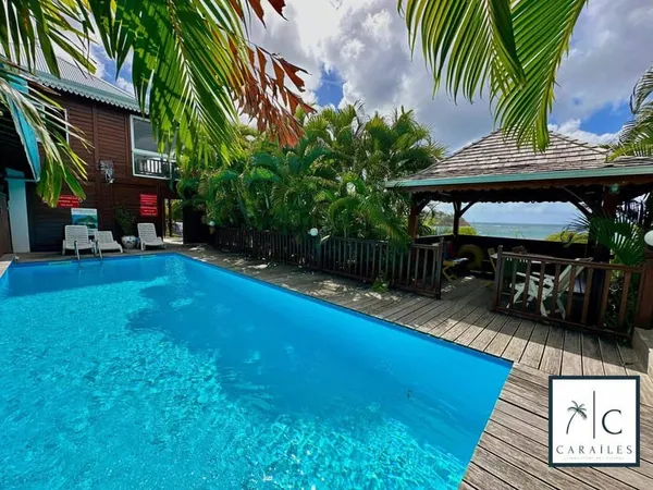 Villa 11 pièces 237 m²