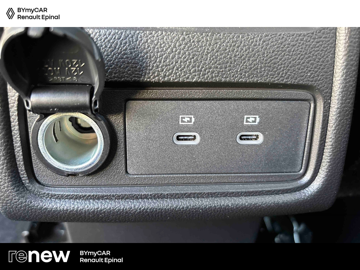 Renault Captur E-Tech full hybrid 160 ch — photo 23
