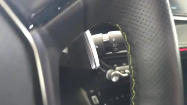 Peugeot 208 puretech 130 s&amp;s eat8 — photo 119
