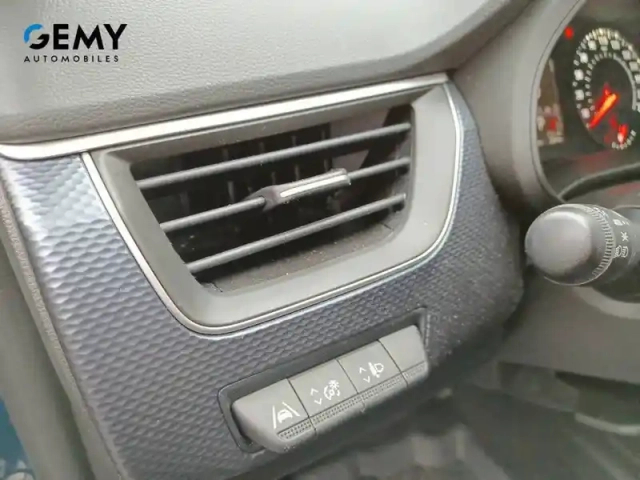 Renault Arkana mild hybrid 140 edc fap - 22 — photo 34