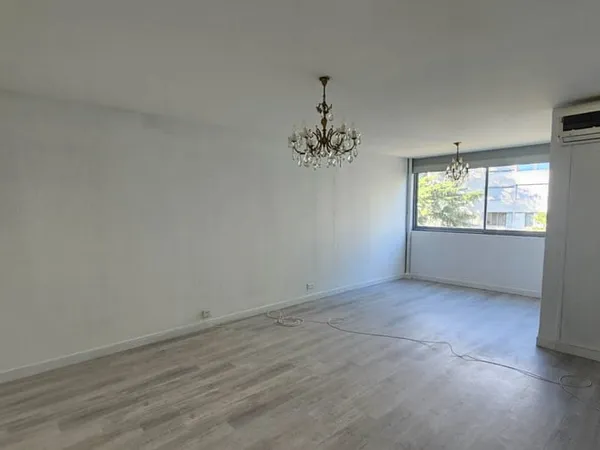 Appartement 4 pièces à louer à Nice - Quartier Caucade